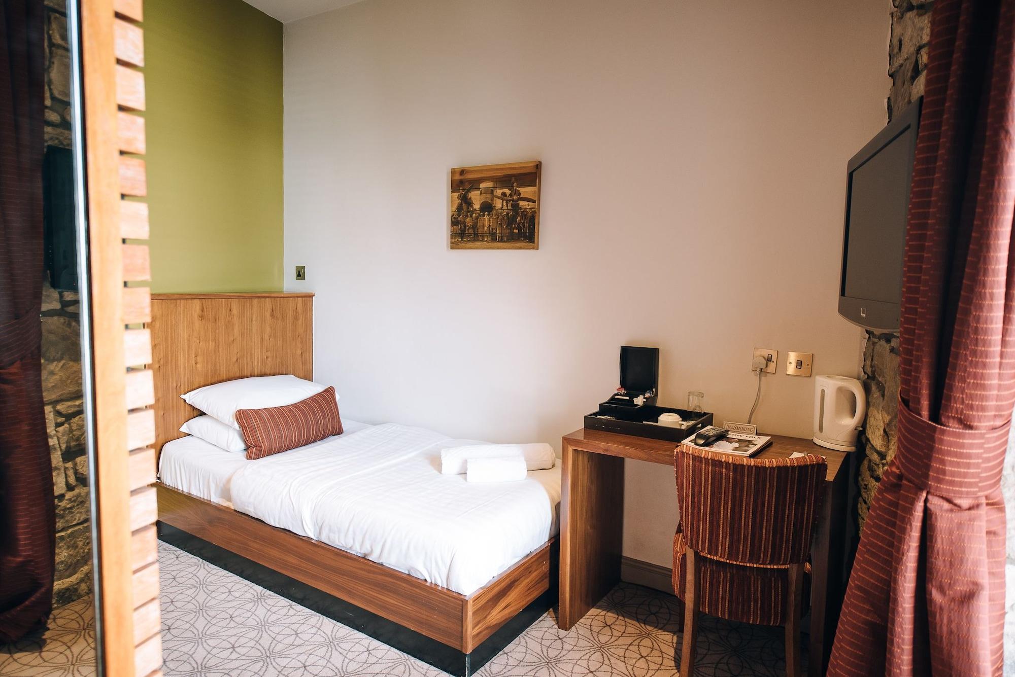 The Commercial Hotel Wishaw  Zewnętrze zdjęcie