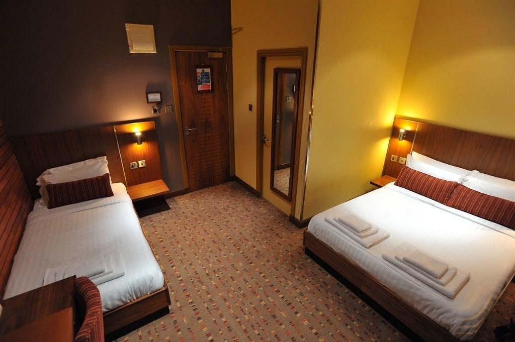 The Commercial Hotel Wishaw  Zewnętrze zdjęcie