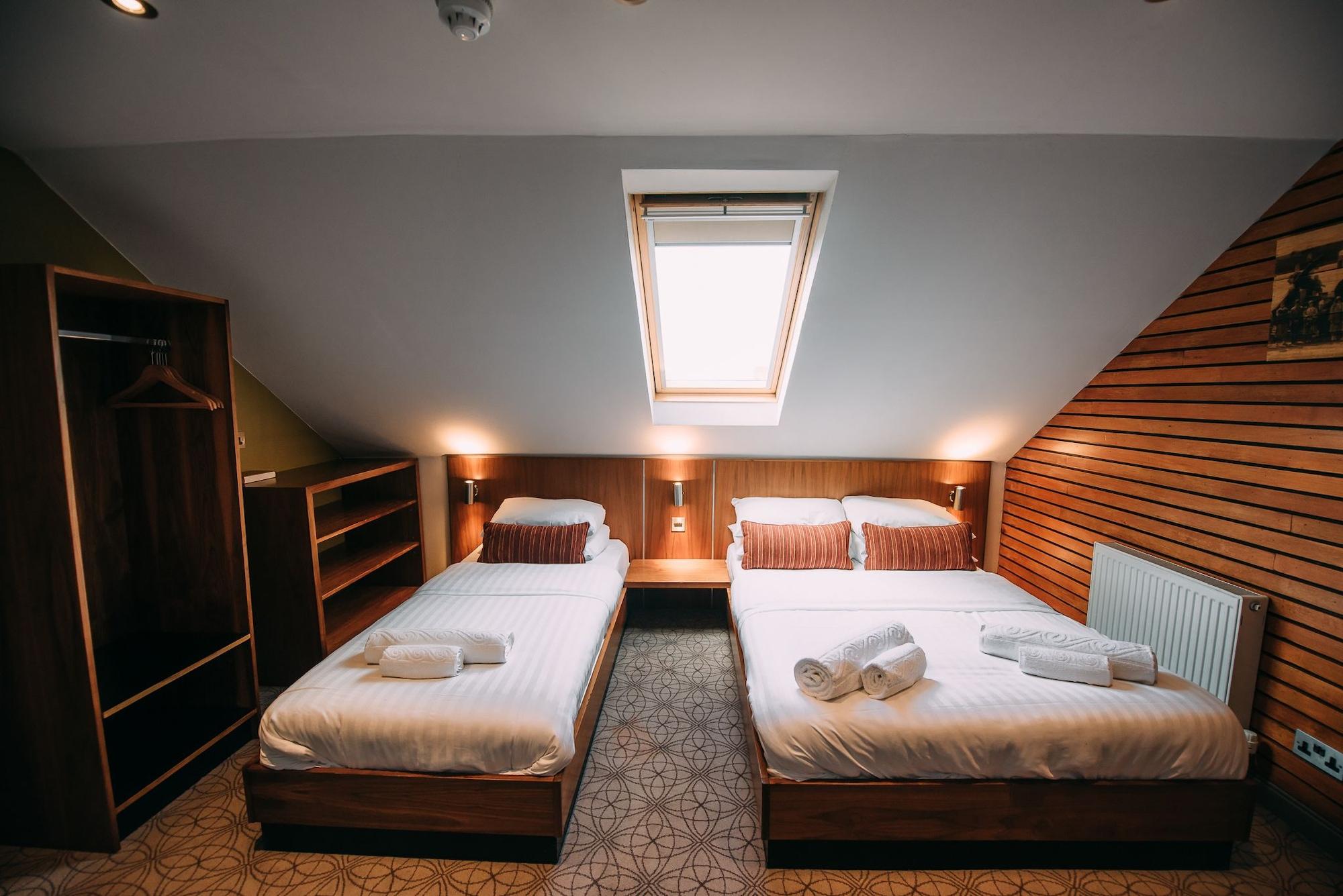 The Commercial Hotel Wishaw  Zewnętrze zdjęcie