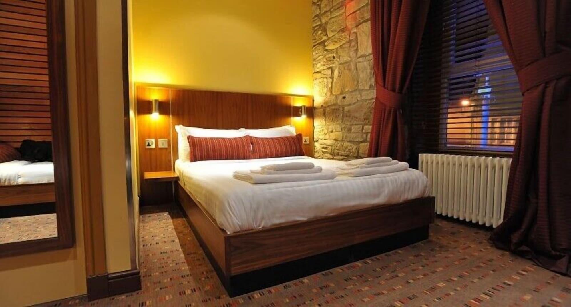 The Commercial Hotel Wishaw  Zewnętrze zdjęcie
