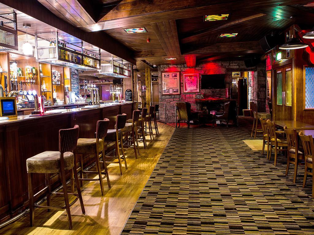 The Commercial Hotel Wishaw  Zewnętrze zdjęcie